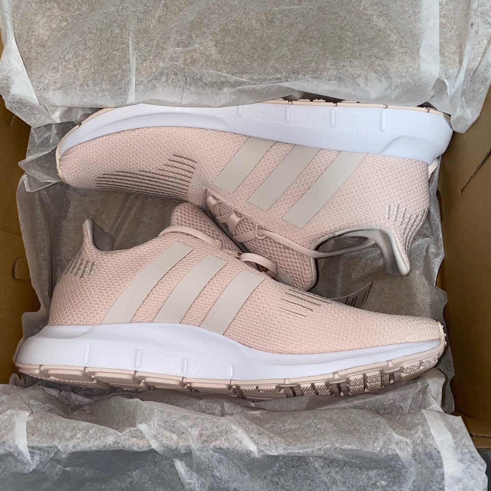 Adidas PINK SWIFT RUN 1.0 SHOES
